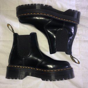 Dr. Martens 2976 PLATFORM CHELSEA BOOTS